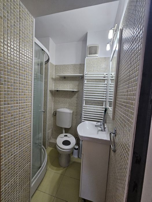 Proprietar vand apartament 3 camere