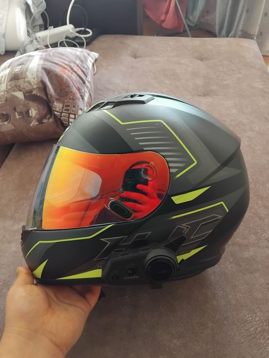 Продам мото шлем с гарнитурой