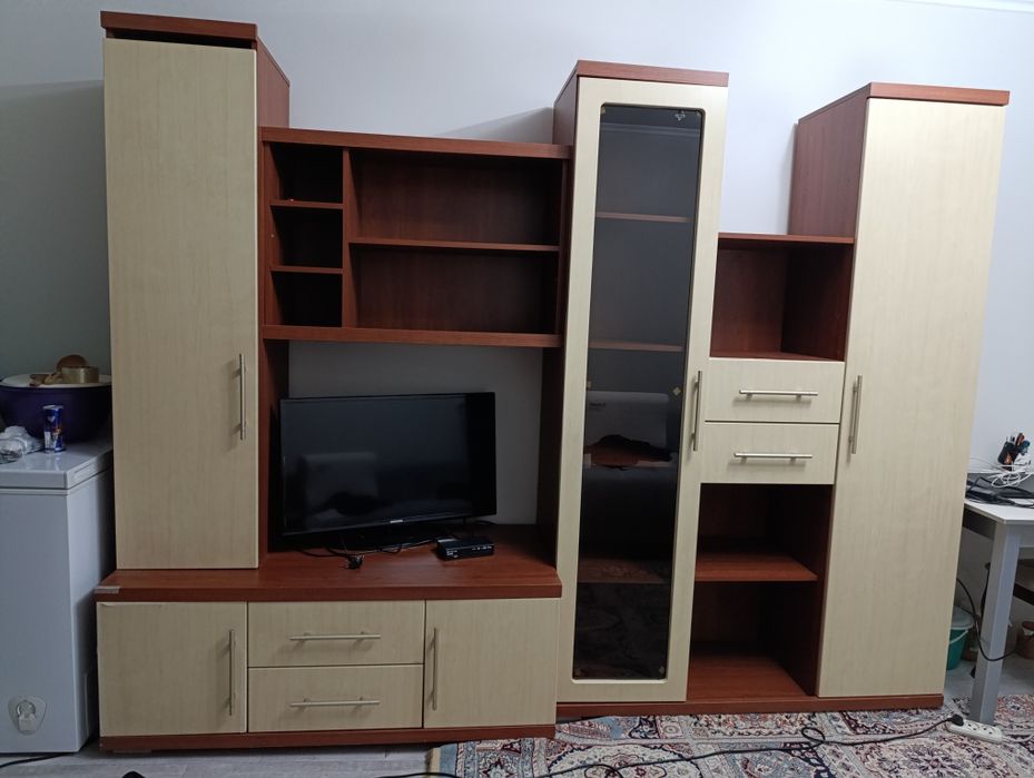 Стенка +шкаф платяной