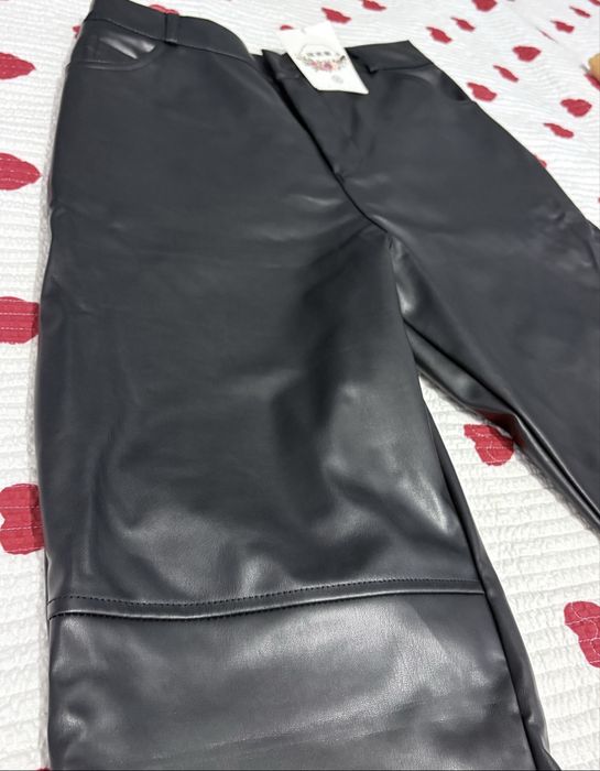Брюки кожаные ,высокая посадка