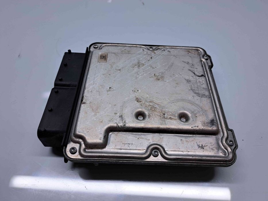 Calculator motor ECU Volkswagen Passat B8 Variant (3G5) [Fabr 2015-pre