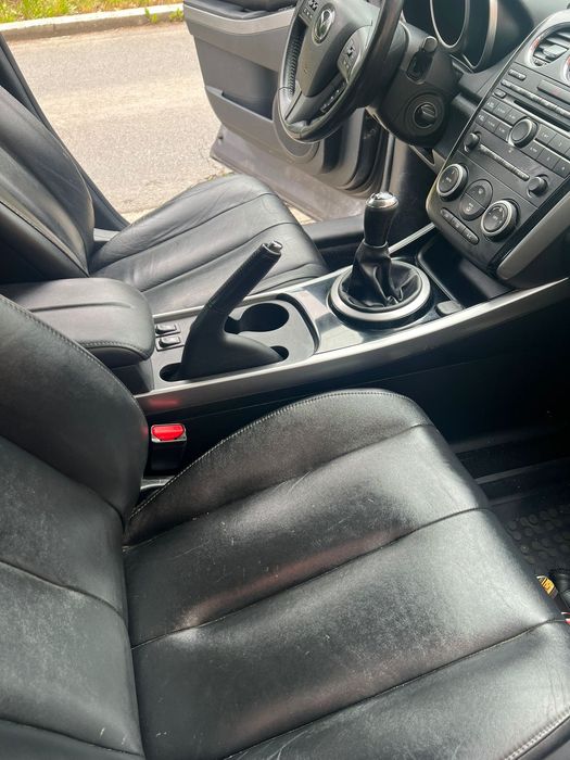 Mazda cx7 4x4 An 2011 km 154000 Normal de poluare euro 5