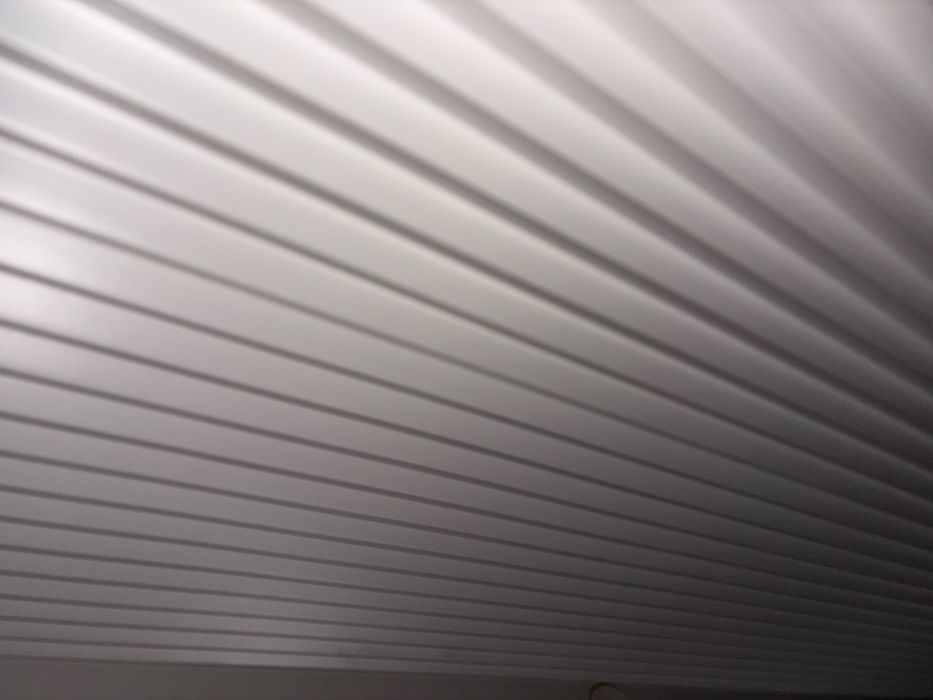 Riflaj perete MDF alb 60 m2-7 euro m2/ Riflaj WPC 9 m2-7  euro m2 materiale construcții interioare premium design modern decor iasi centru tg cucu
