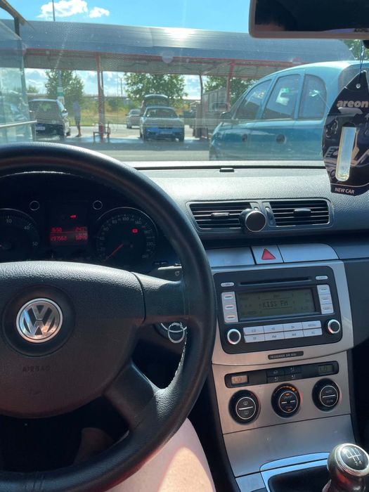 VOLKSWAGEN Passat 2006 — imagine 2