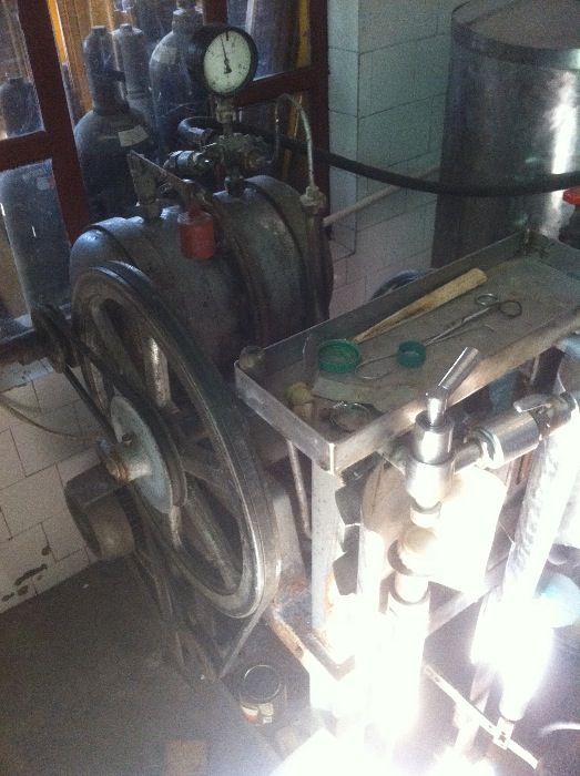 Masina de sifon funtionala + racitor si tuburi de bioxid