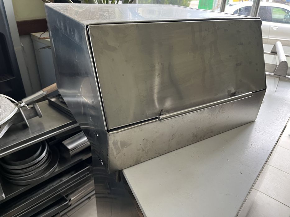 Метална кутия неръждавейка