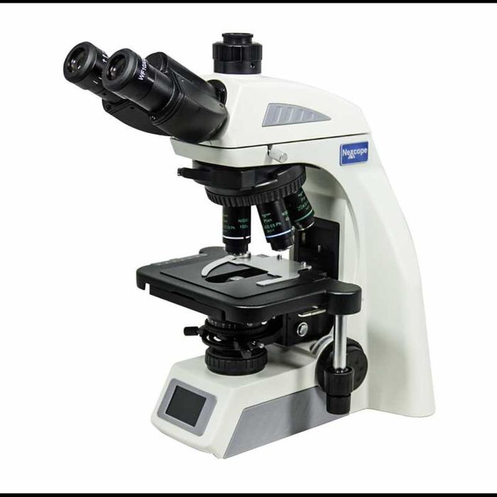 Тринокулярный микроскоп NE620.