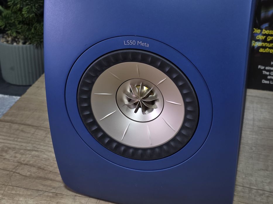 Boxe de raft pasive  KEF LS50 META blue bookshelf