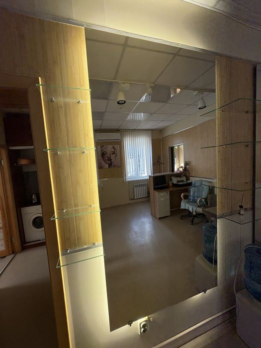 Продам зеркала для салона красоты