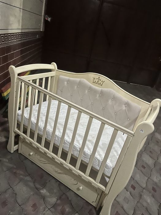 Детская кровать манеж