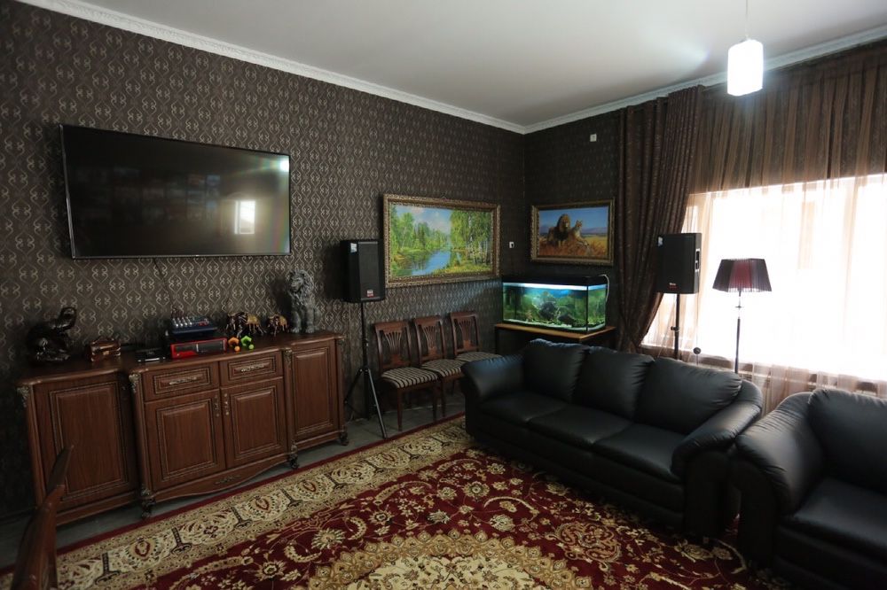 Дом престижный коттедж