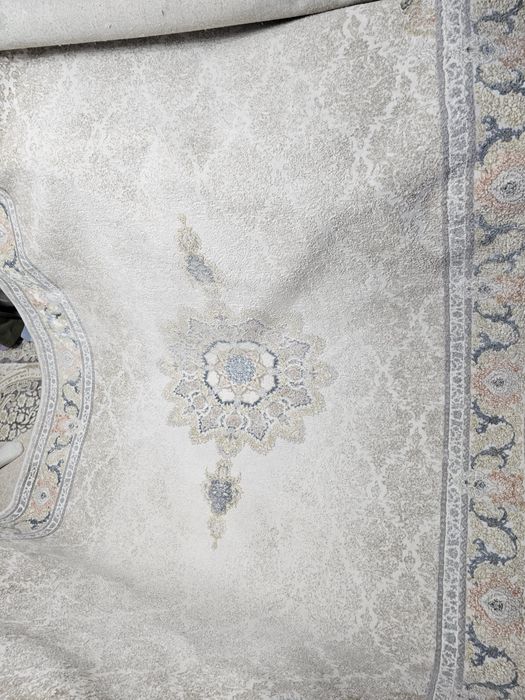 Ковёр в хорошем состоянии 2х3