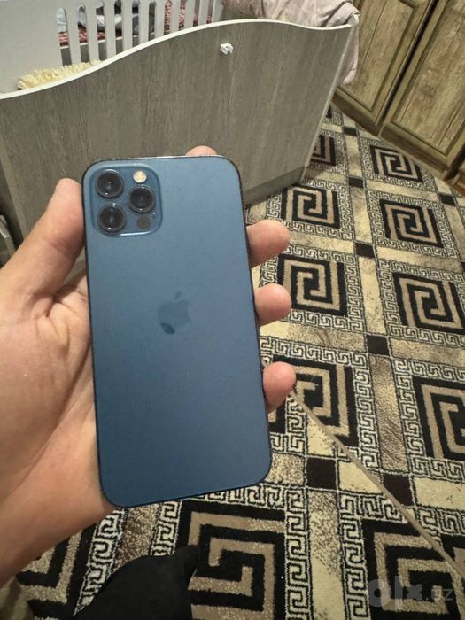 iPhone 12 pro sotiladi