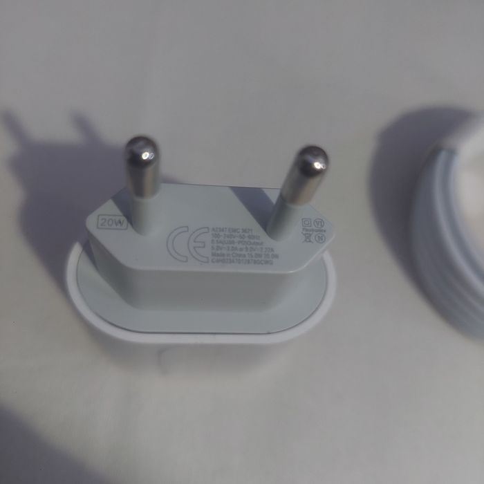 Iphone zaryatka lukus kopya