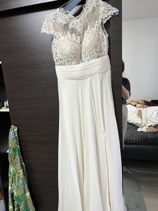 Rochie mireasa + voal S-M