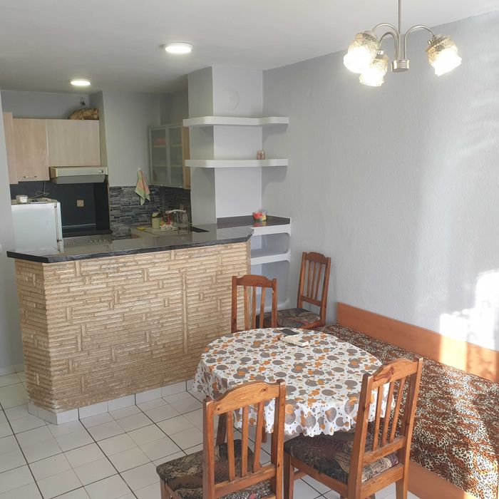 Дава се под наем Двустаен апартамент в Бургас, Зорница - 50 кв.м за 357 € - Снимка #2