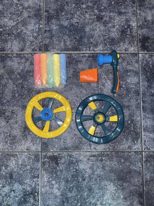 Тебеширен пумпал-бластер Crayola Spira-Chalk Blaster – НОВ, ПЪЛЕН КОМПЛЕКТ