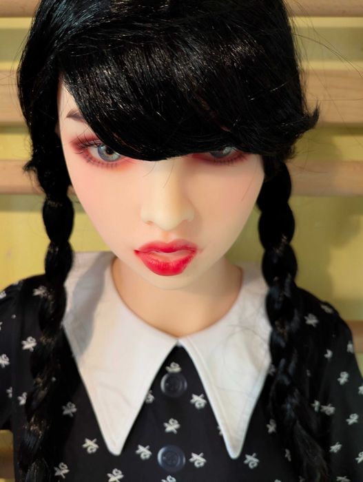 Decor Halloween Wednesday Adams full size doll