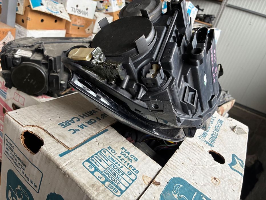 Ляв фар VW T-Cross. Т-Крос. Оригинален.