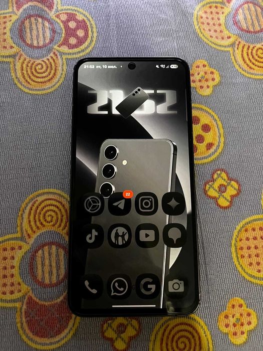 Galaxy S24 FE (SM-S721B)