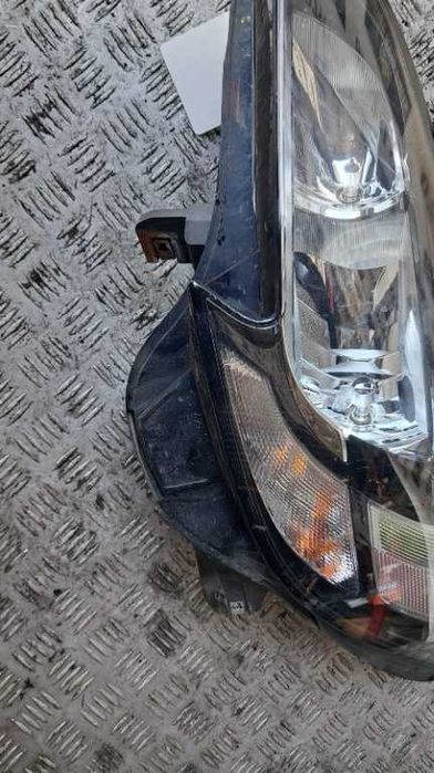 far stanga Opel Corsa E an 2017 cod 39108226 / 1EF011830-05