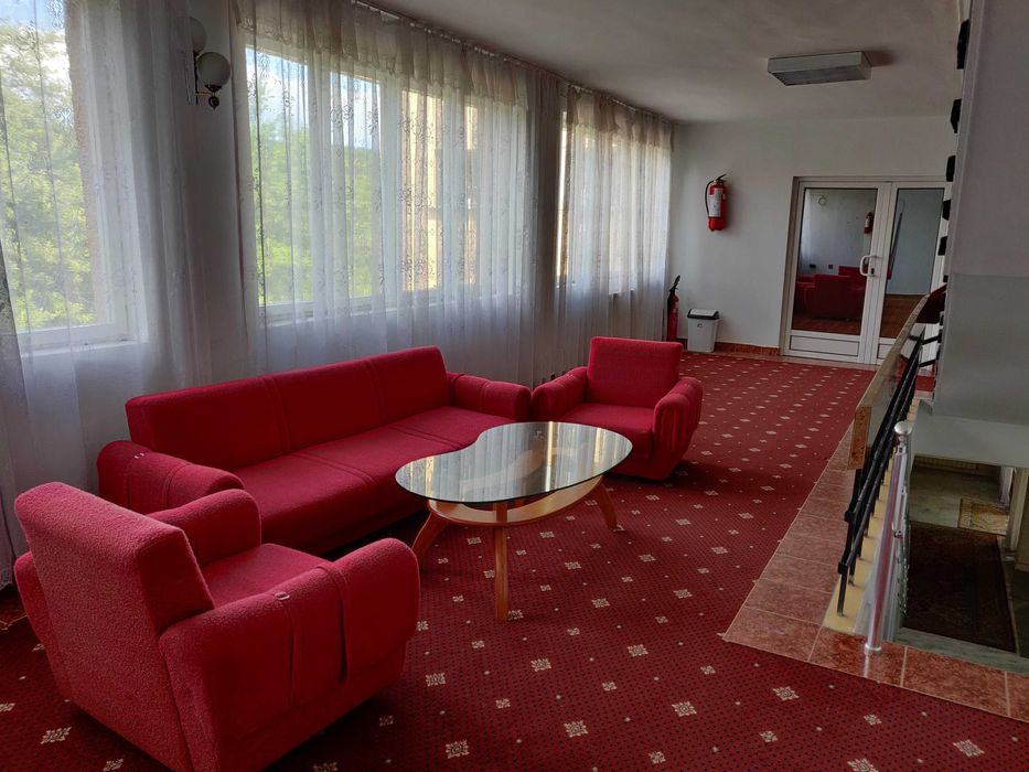 Продава се Хотел в с. Старозагорски бани, Област Стара Загора - 1700 кв.м за 589 €/кв.м - Снимка #10