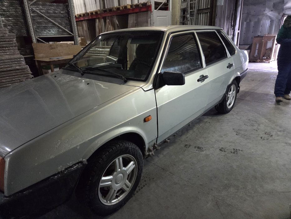 Инжектор ваз 21099