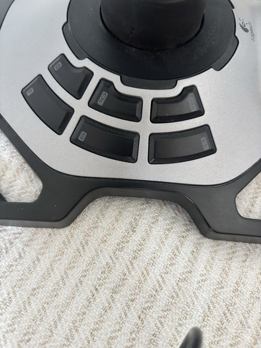 Joystick logitech extreme 3d pro