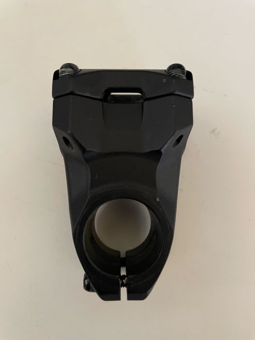 Vand Pipa FSA Grid cu prindere ghidon 35 + ( cadou )