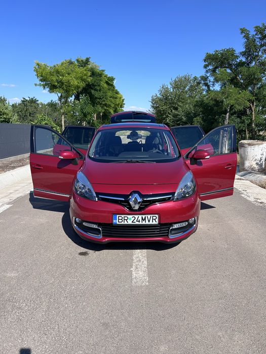 RENAULT Scenic 2012 — imagine 4