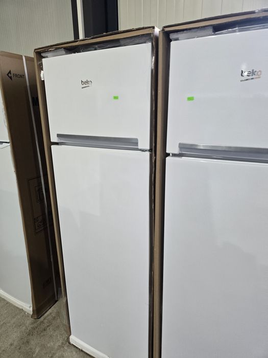 Нов хладилник с горна камера BEKO RDSA280K30WN 160 см