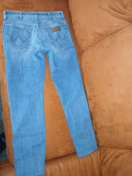 Blugi Wrangler Albastru
