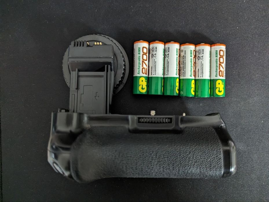 Canon 600D В отличном состоянии