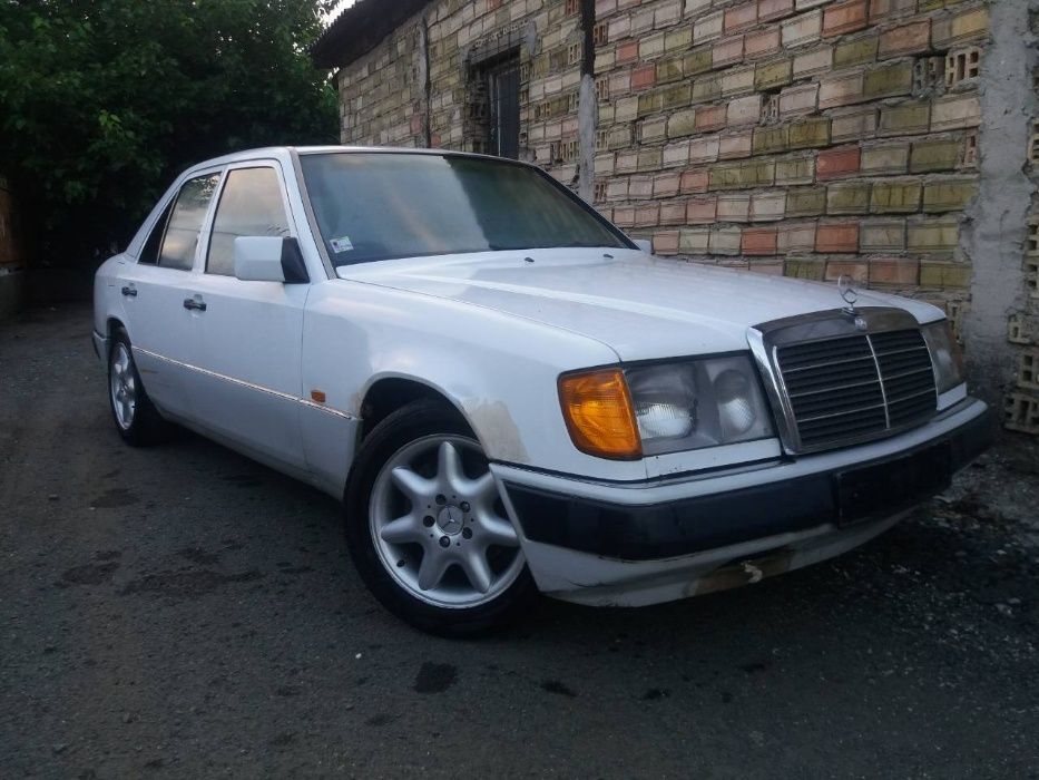 Мерцедес Е 200