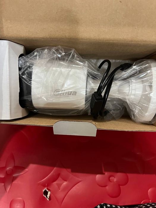 Камера срочно сотилади