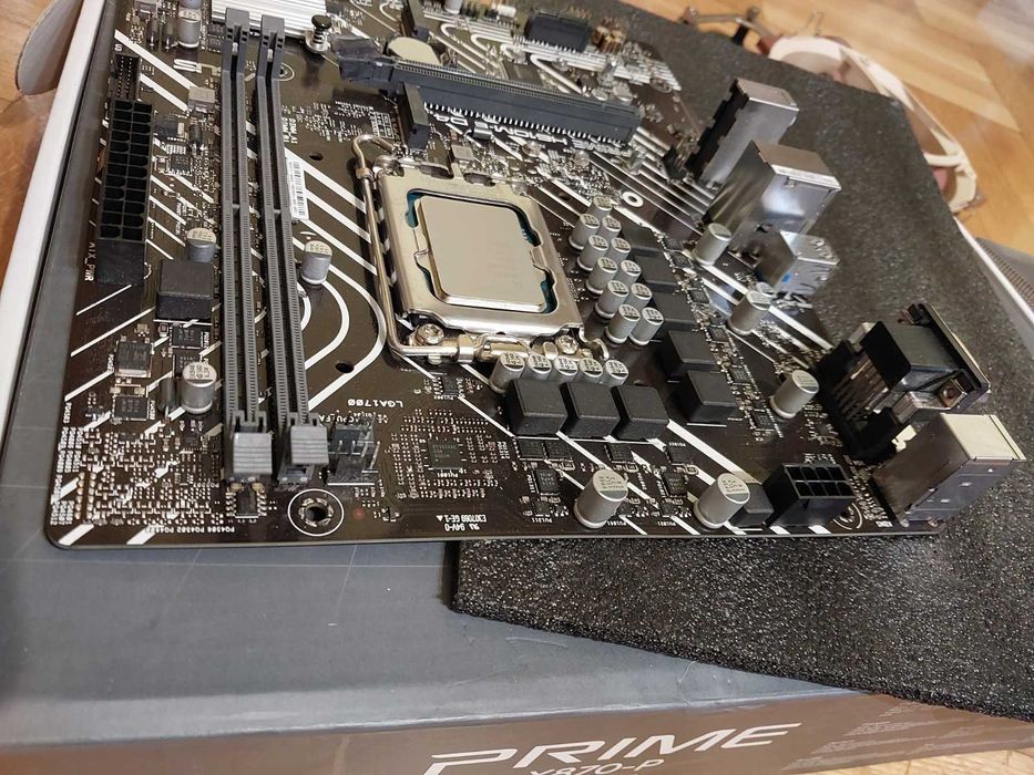 Intel Core i5 12400 + Asus Prime H610M-E D4 (DDR4)