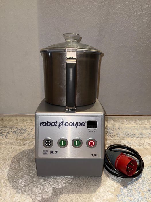 Куттер Robot Coupe R7