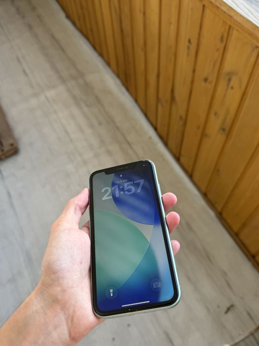 Продай Iphone 11 128/79