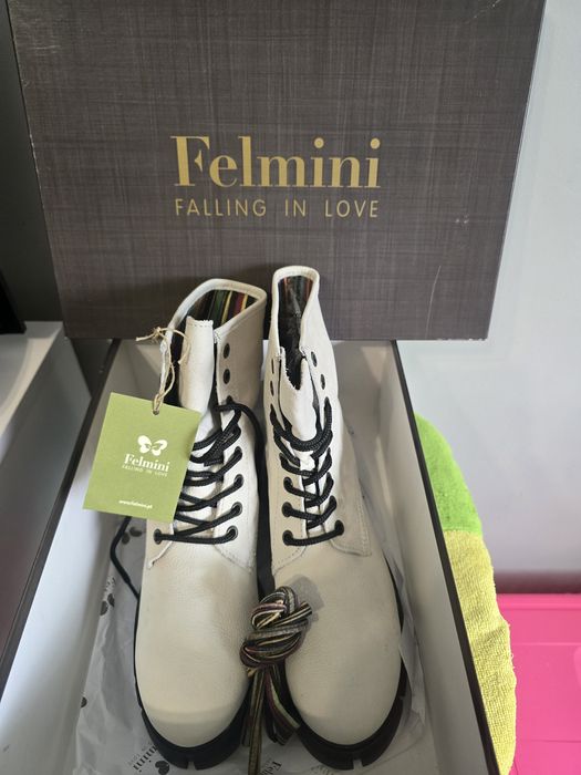 Дамски боти от естествена кожа Felmini