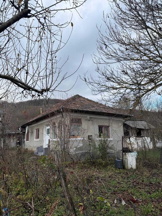 Oferta! Casa La Tara In Zona De Deal jud.Arges, La 1,5h Bucuresti