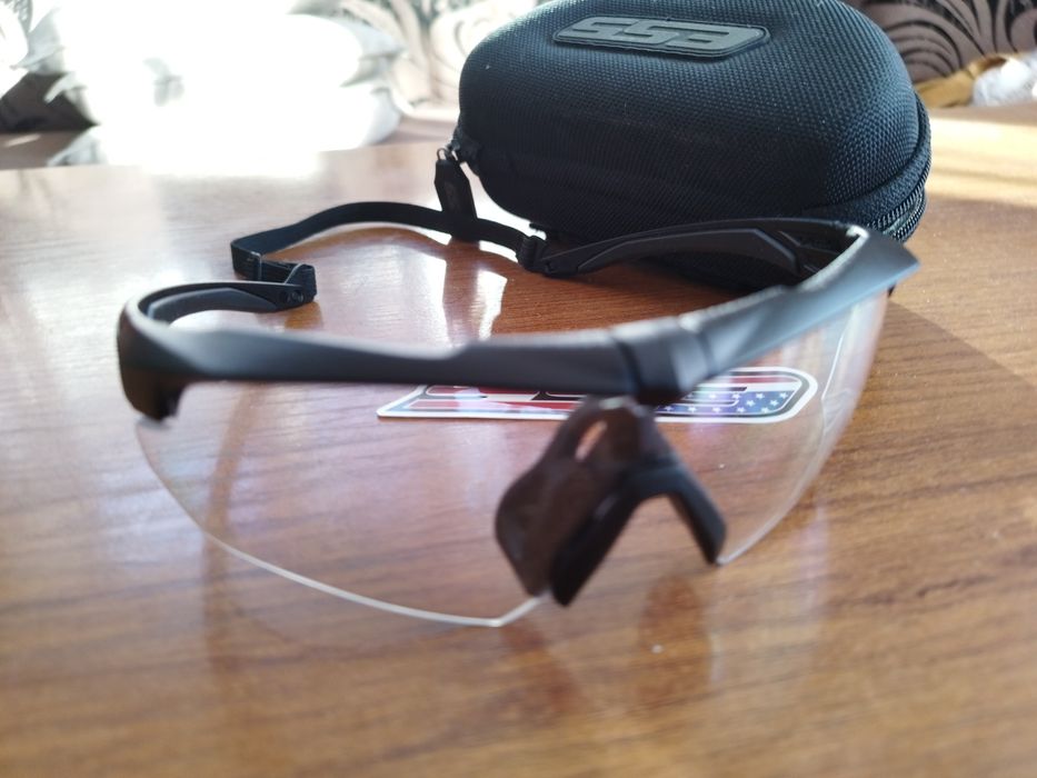 Тактически очила ESS