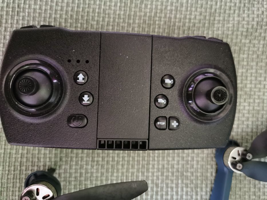 Продавам Дрон Cbr