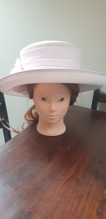 Palarie pink pentru nunți