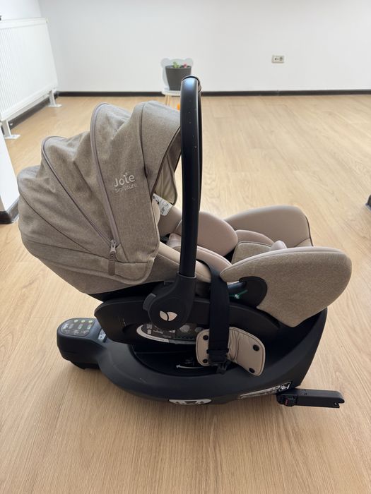 Vând scoică pentru bebeluși JOIE cu baza ISOFIX 360