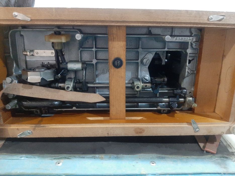 Швейная машина «Чайка-142М»