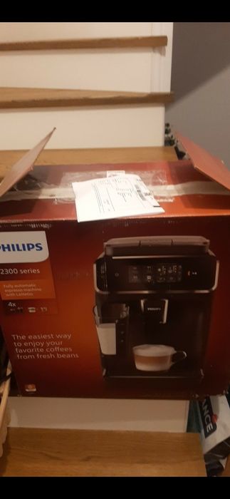 Expresor automat Philips LatteGo 2300
