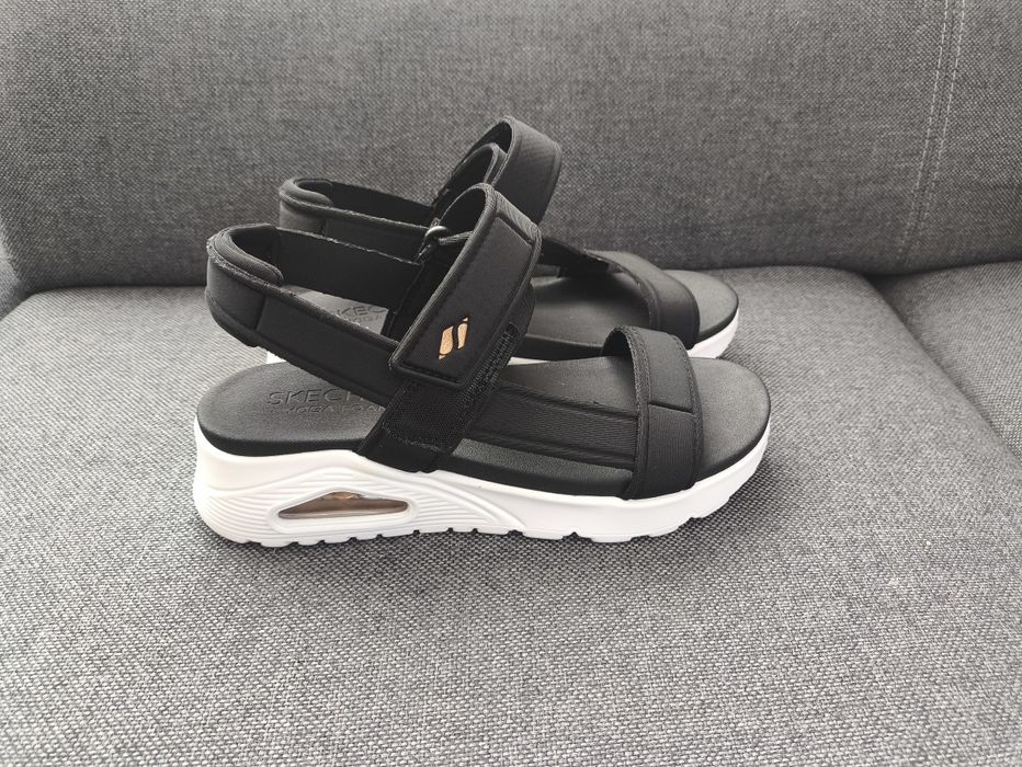 Дамски сандали Skechers