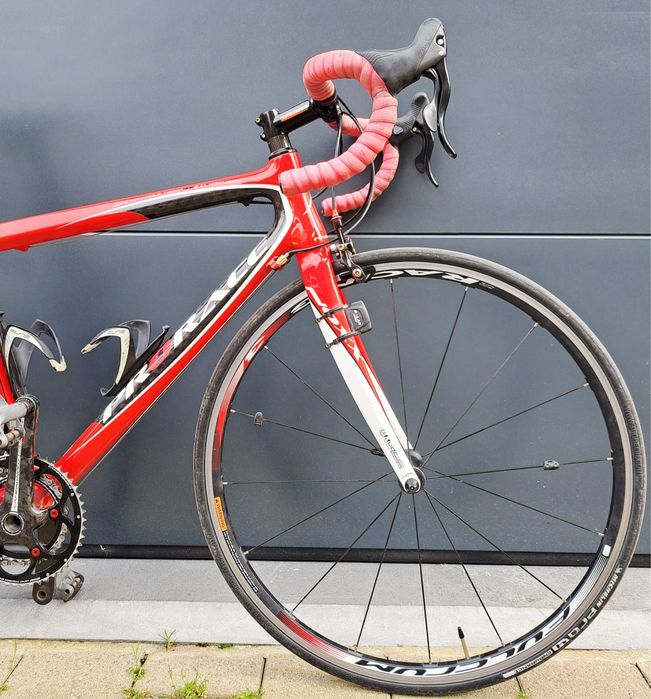 Cursieră Pro-race  fullcarbon