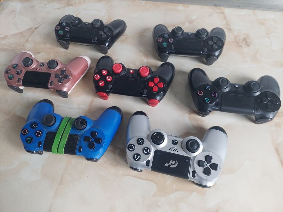 [PS4] Vând manetă/manete/controllere/joystick ORIGINALE PlayStation 4