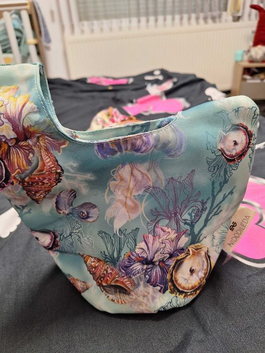 Нови* Раничка и дамска чантичка